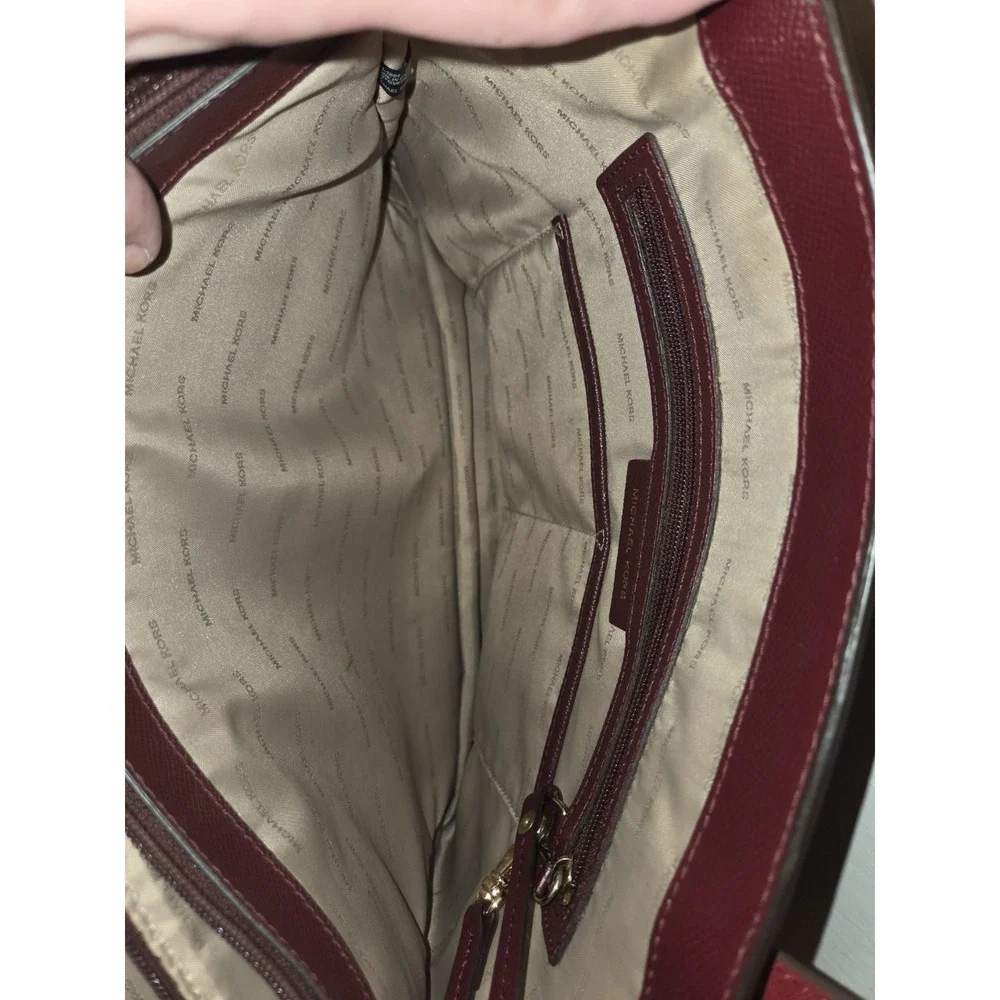 Michael Kors Voyager Berry Medium Logo Tote Bag